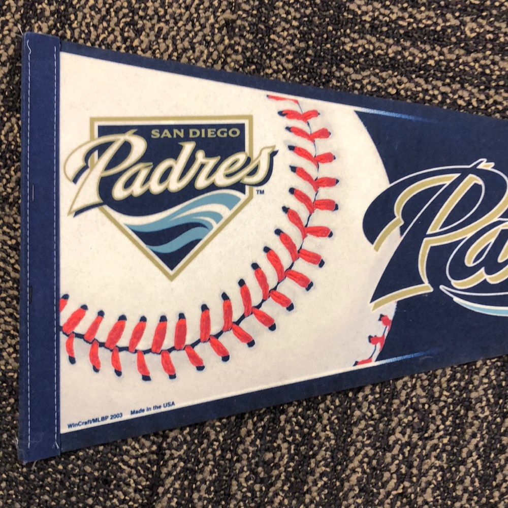 NWOT 100% Authentic San Diego Padres Pennant - Picture 3 of 4